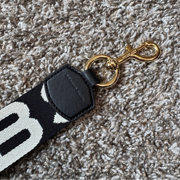 LIKE NEW Marc Jacobs The Logo Webbing Strap - Picture 5 of 6